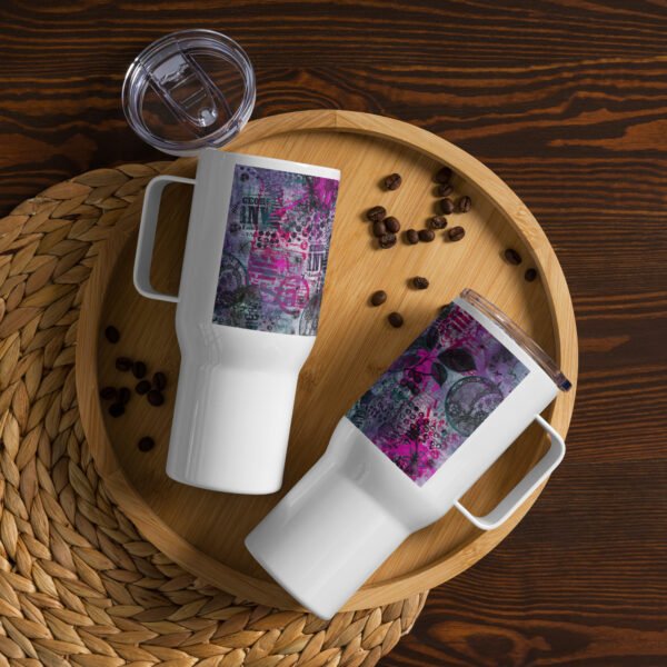 Travel mug with a handle